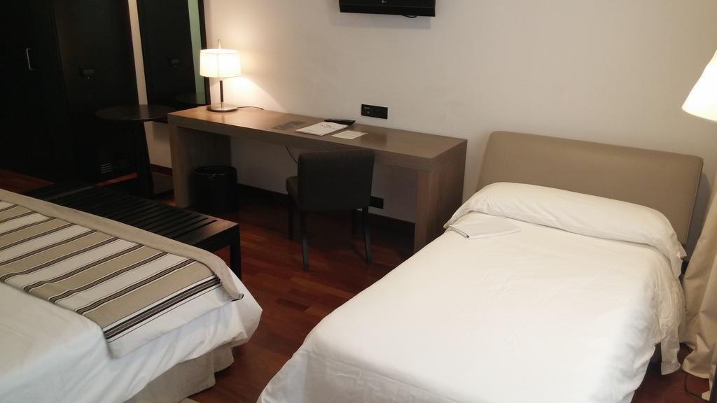 Chambre Double Standard (3 Adultes)