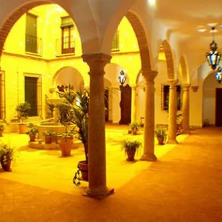 Casa Del Conde De Pinofiel-3